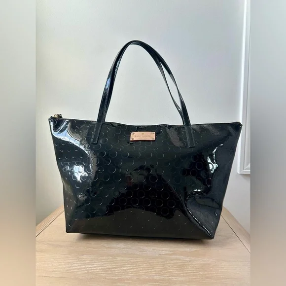 Kate Spade Glossy Black Circle Pattern Tote - Picture 1 of 4
